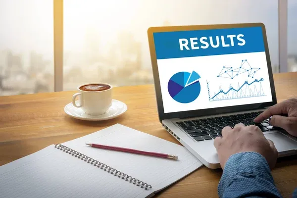 Rebranding en 2025 : guide complet pour réinventer votre marque 12 rebranding suivi et évaluation