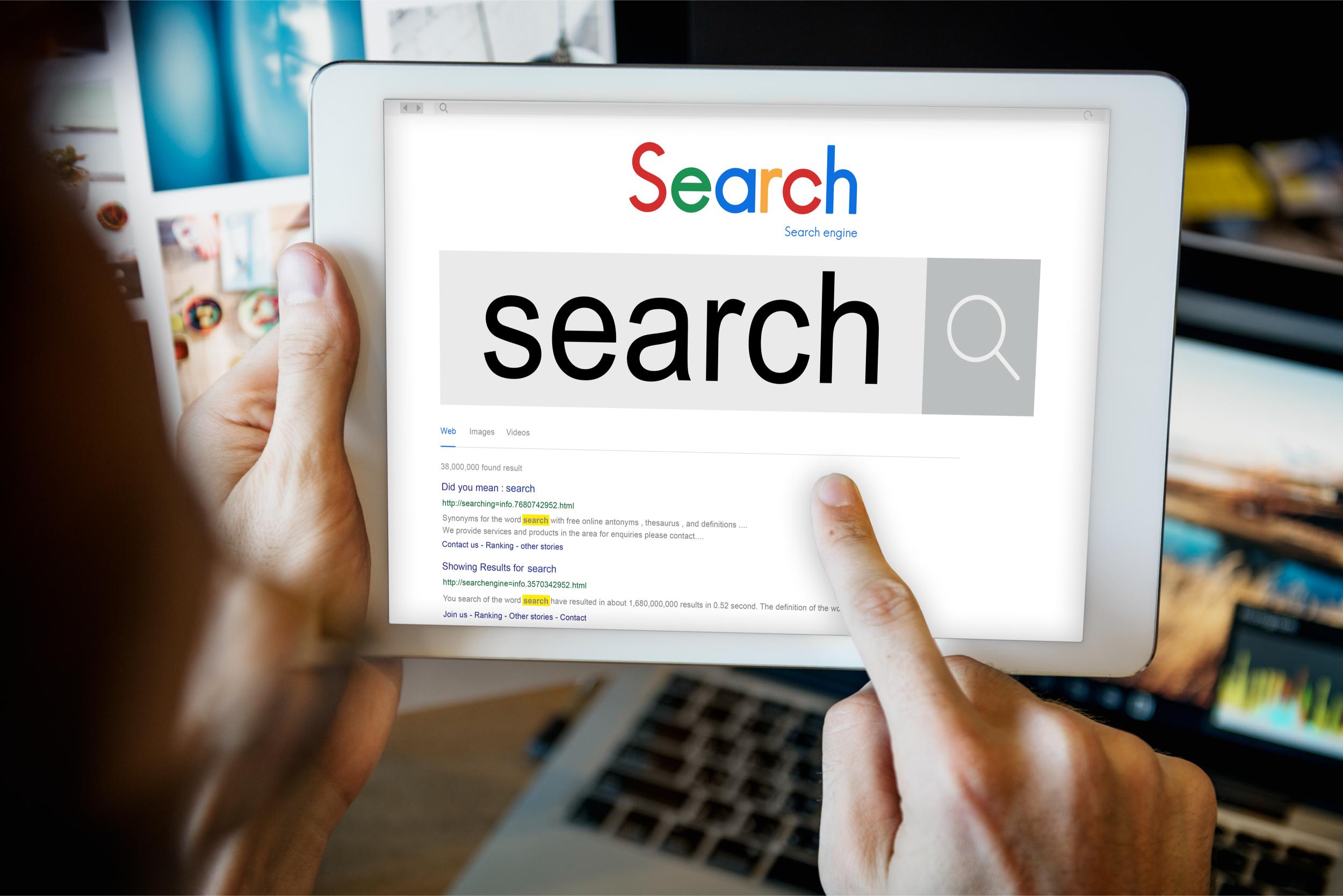 SERP : Améliorer votre visibilité sur les pages de résultats des moteurs de recherche en optimisant votre page.