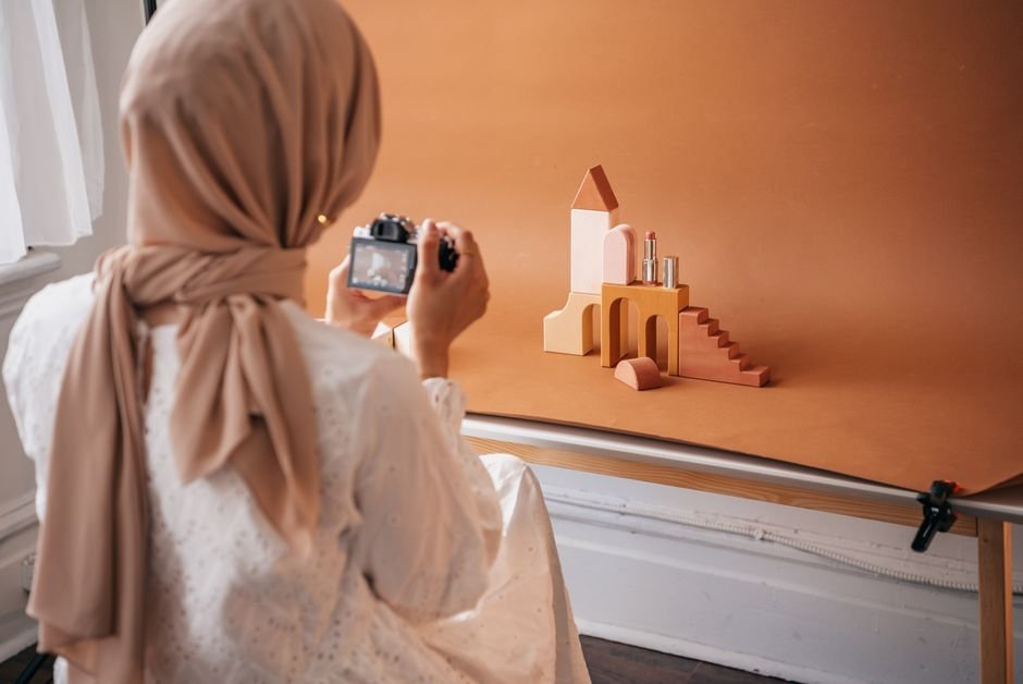 Séance de photos produit pour les réseaux sociaux d'une marque